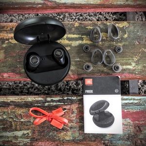 JBL truly wireless in ear Bluetooth headphones.